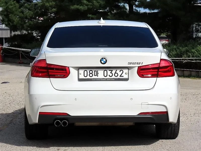 BMW 328 i - САМО 30% АВАНС, снимка 4 - Автомобили и джипове - 56304561