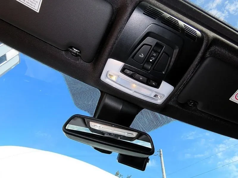 BMW 328 i - САМО 30% АВАНС, снимка 16 - Автомобили и джипове - 56304561