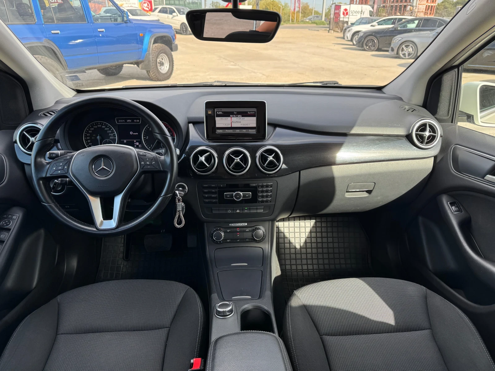 Mercedes-Benz B 180 CDI / АВТОМАТ / КАТО НОВА / EXECUTIVE - изображение 10