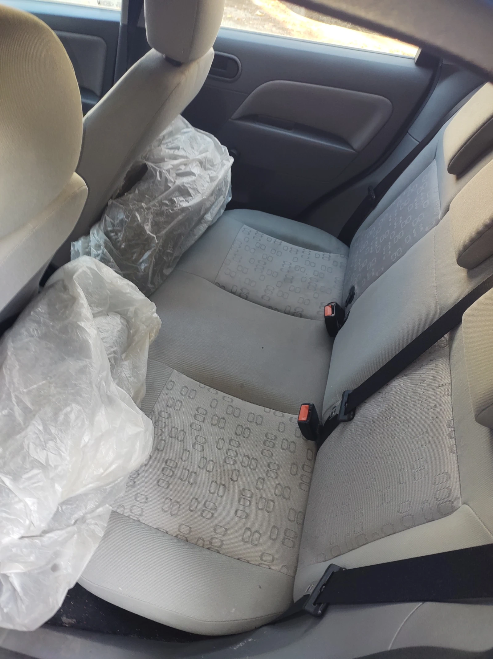 Ford Fiesta 1.4 - изображение 7