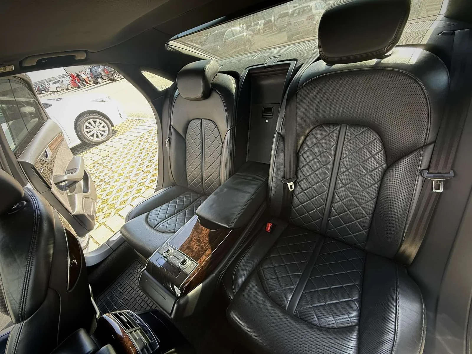 Audi A8 4.2 BiTDI V8 QUATTRO - изображение 7