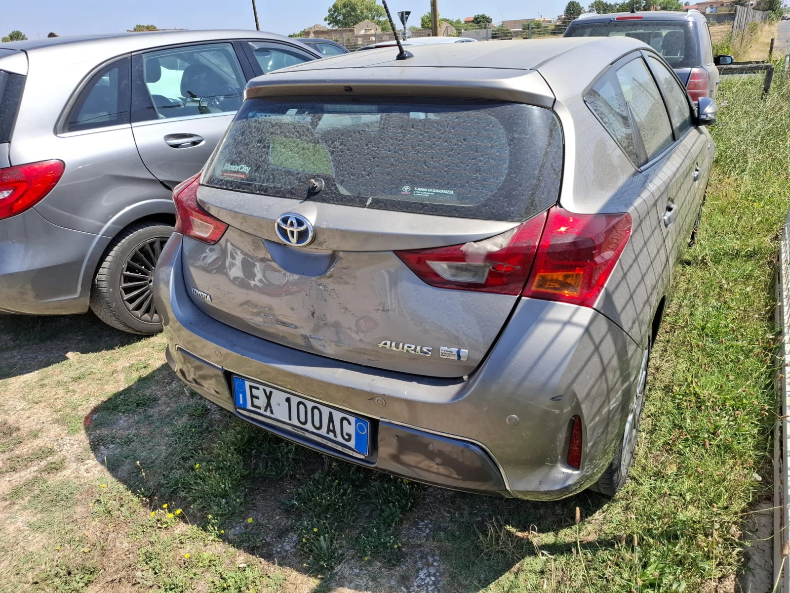 Toyota Auris 1.8HYBRID - изображение 7