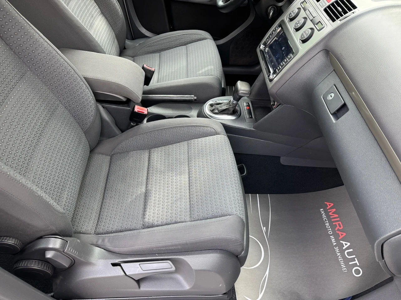 VW Touran 1.9TDI 105кс/АВТОМ./FACELIFT/214000км./НАВИГАЦИЯ - изображение 10