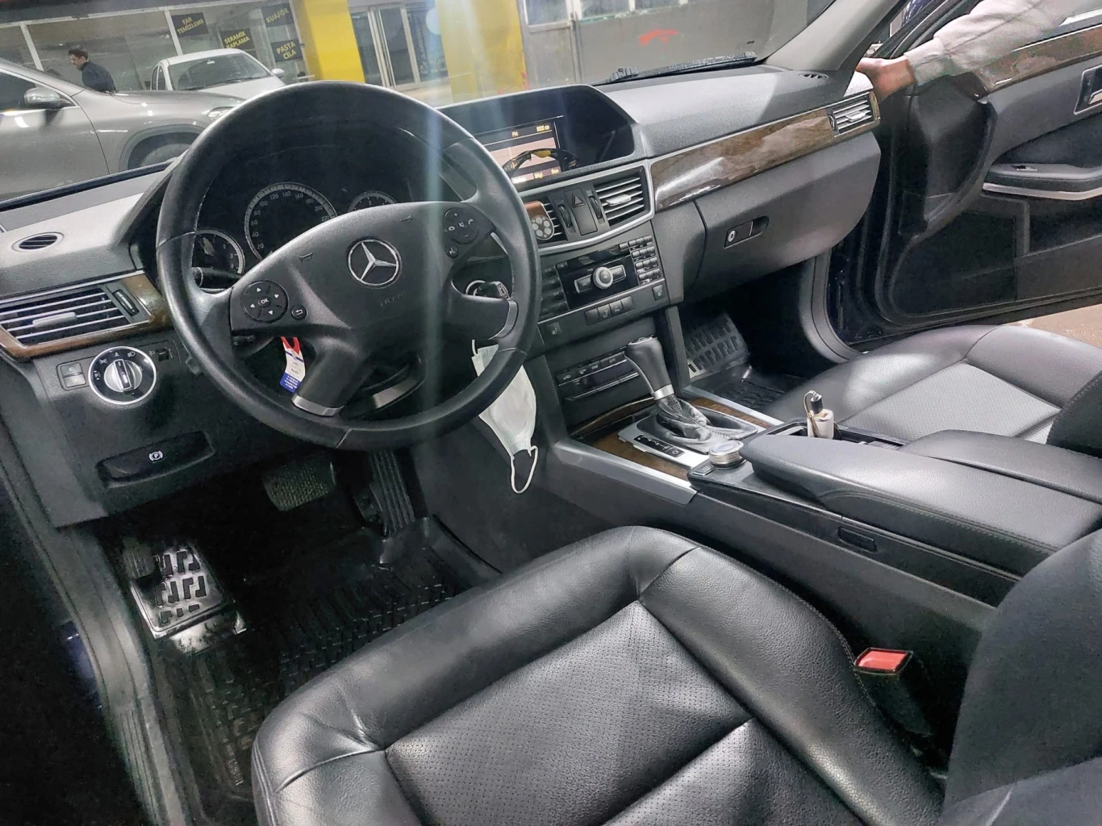 Mercedes-Benz E 200 | Mobile.bg   12