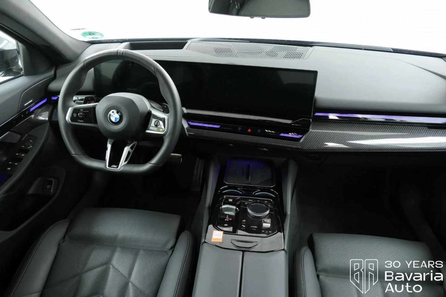 BMW 520 i M Sport Paket Steptronic - изображение 6