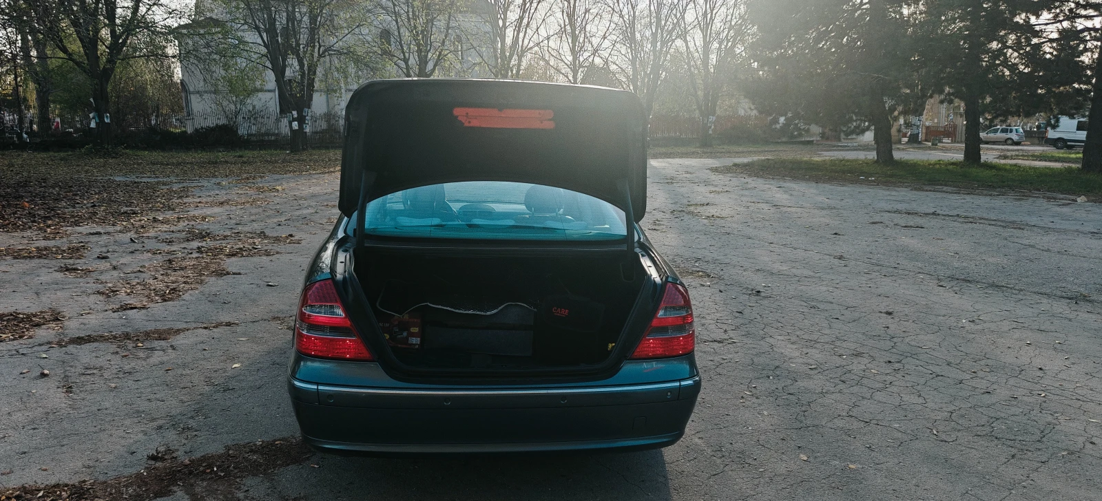 Mercedes-Benz E 220 | Mobile.bg � ����������� 12