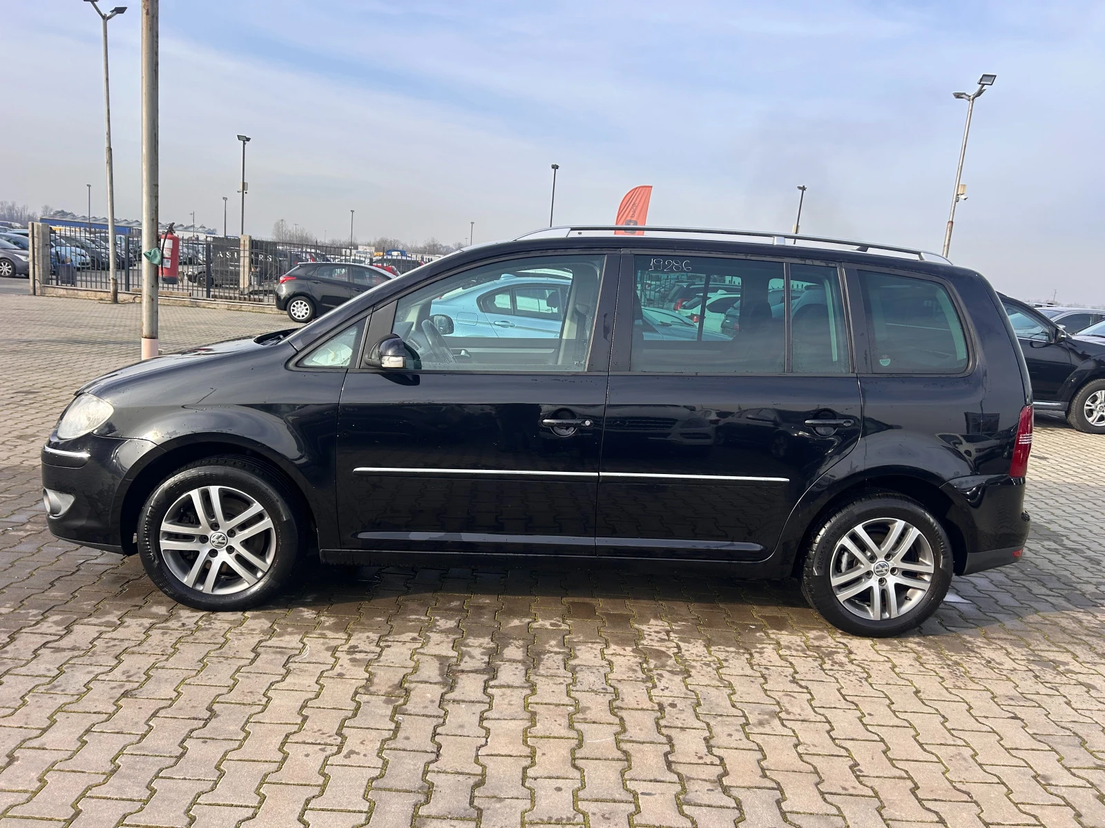 VW Touran 2.0TDI AVTOMAT EURO 4 | Mobile.bg � ����������� 9