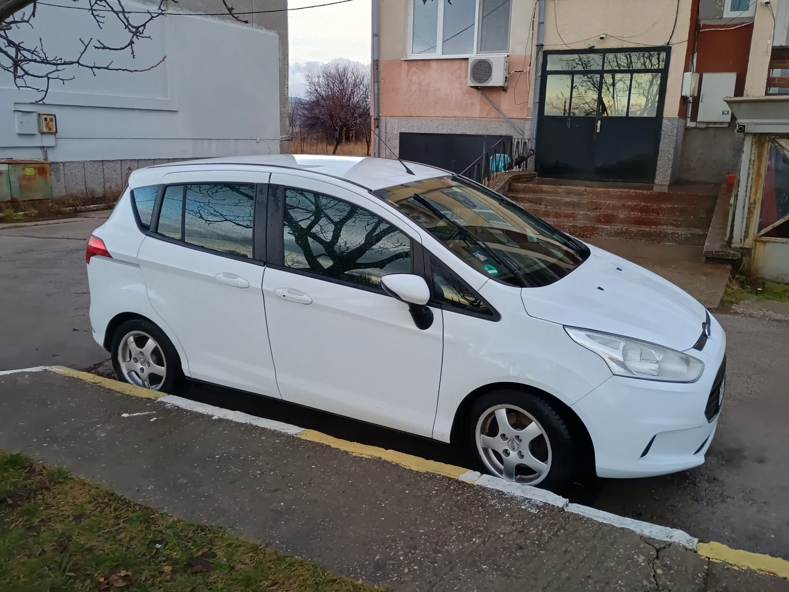 Ford B-Max 1, 5 - изображение 5