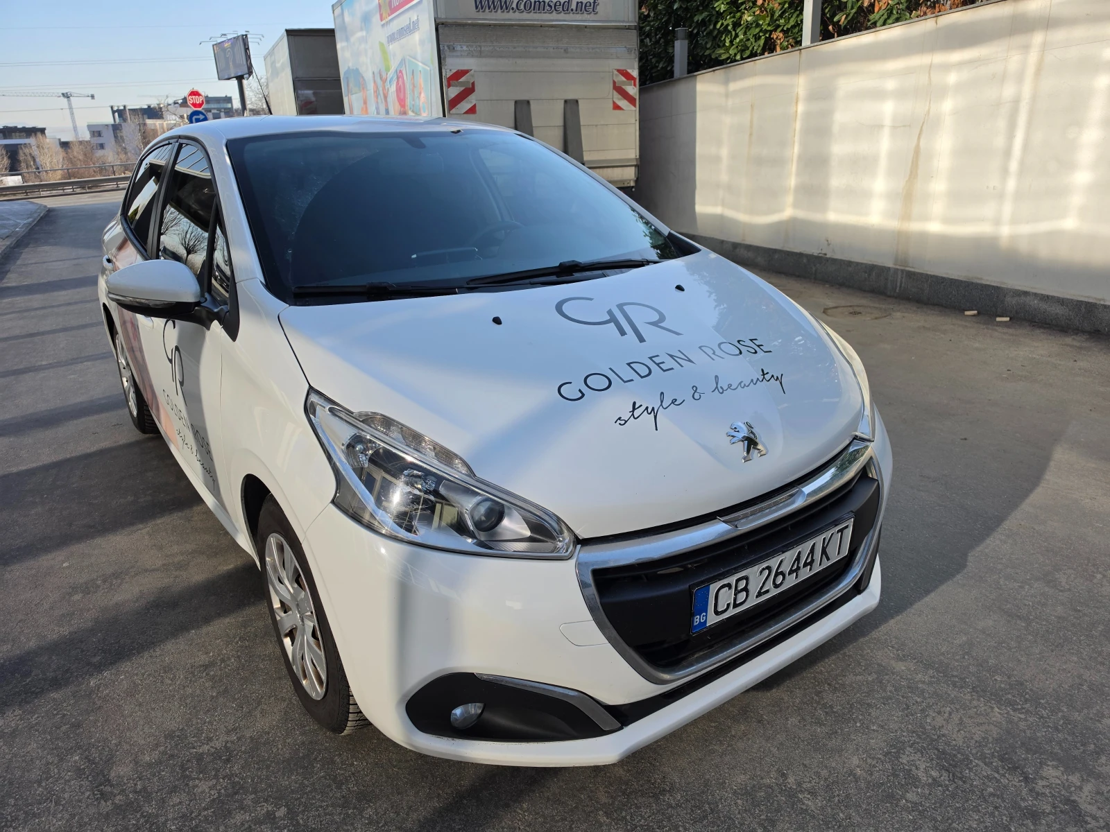 Peugeot 208 1.6 HDI, снимка 2 - Автомобили и джипове - 53844687