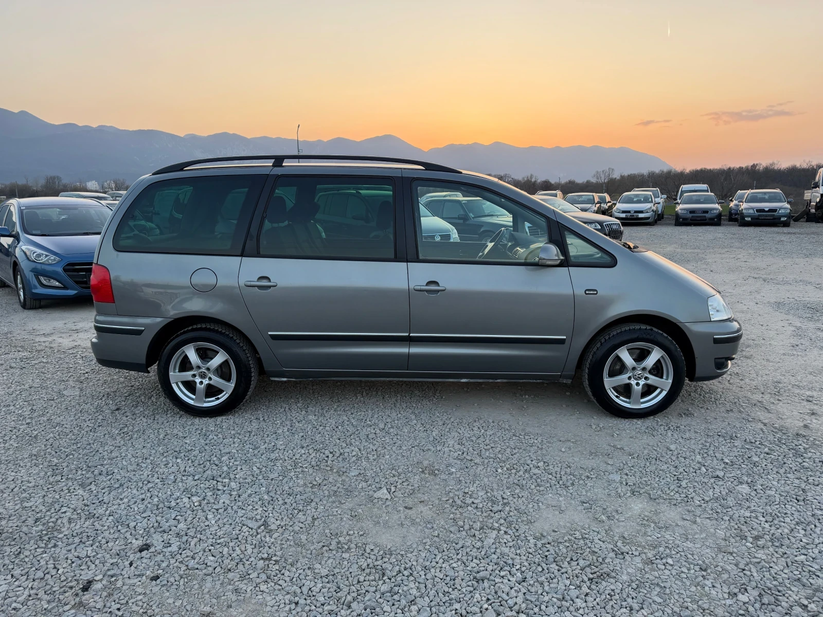 VW Sharan 1.9TDI-116PS-4X4, снимка 4 - Автомобили и джипове - 53882068