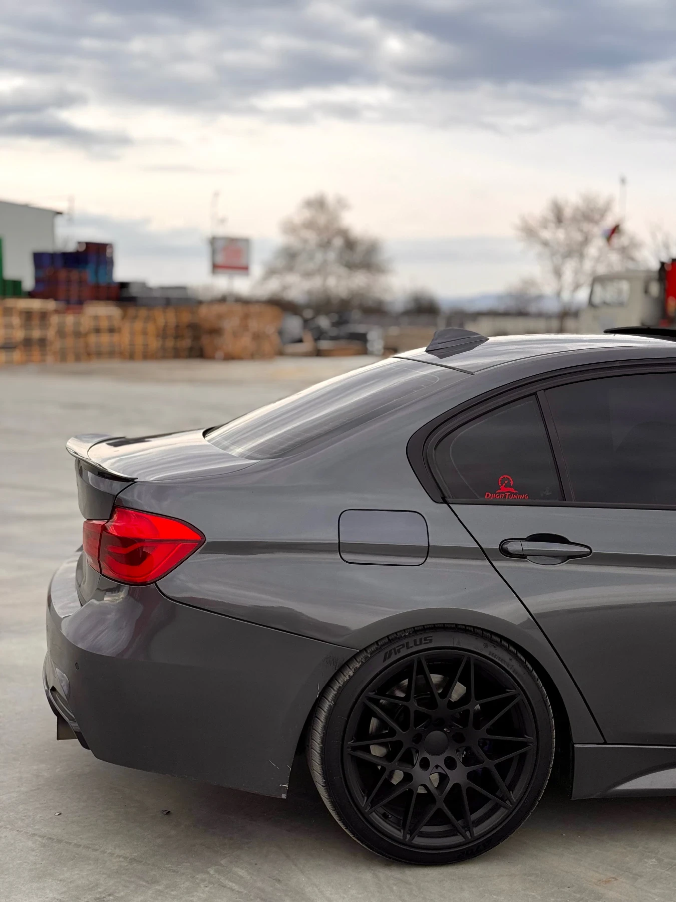 BMW 335, снимка 4 - Автомобили и джипове - 53951379