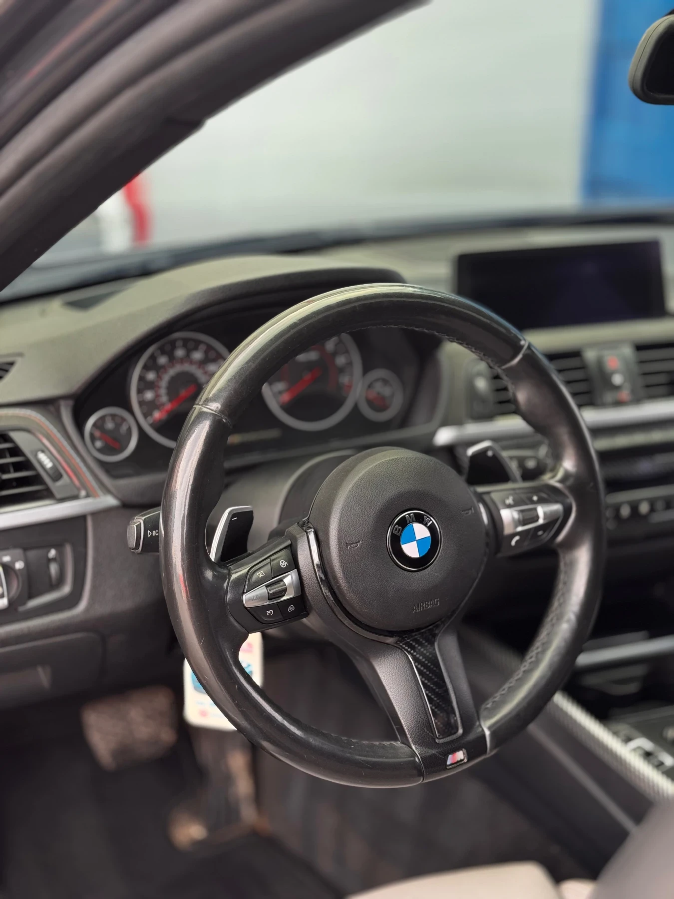 BMW 335, снимка 9 - Автомобили и джипове - 53951379