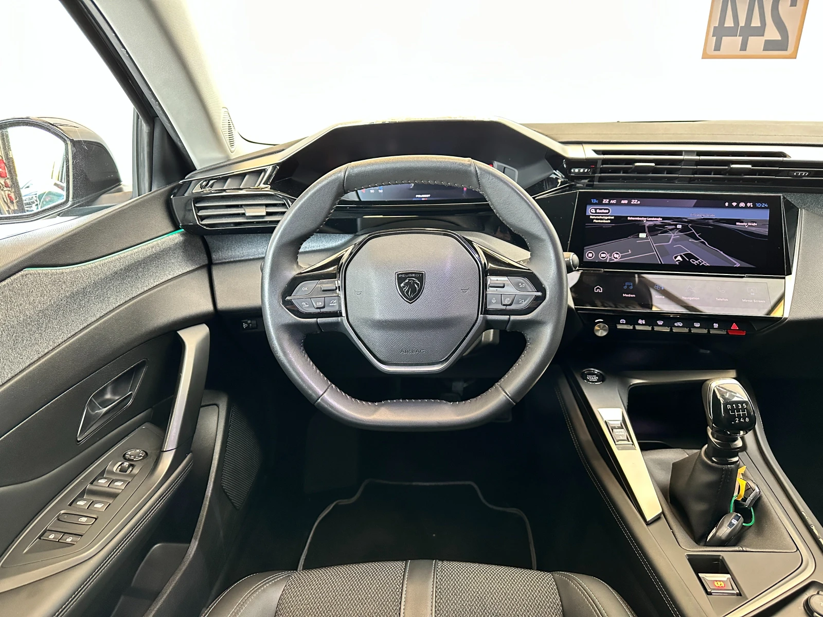 Peugeot 308 1.2 Allure Pack, снимка 9 - Автомобили и джипове - 54039198