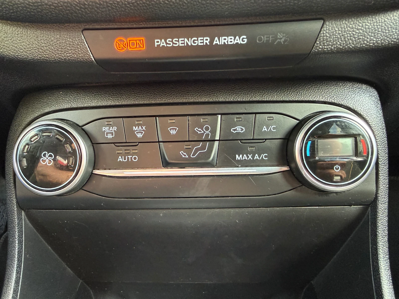 Ford Fiesta 1.5TDCI* ACTIVE* 83 940KM COC* KTEO, снимка 13 - Автомобили и джипове - 54387172
