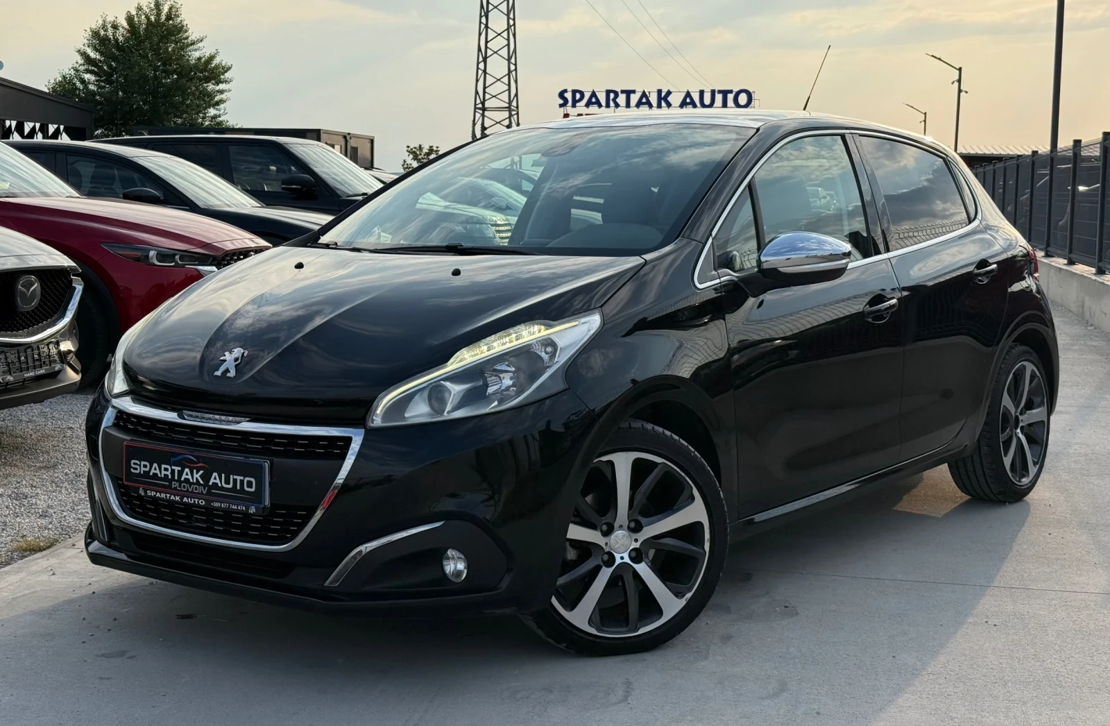 Peugeot 208 1.2i* 2016г* 115.000КМ* НОВ* Топ Състояние* РЪЧКА*