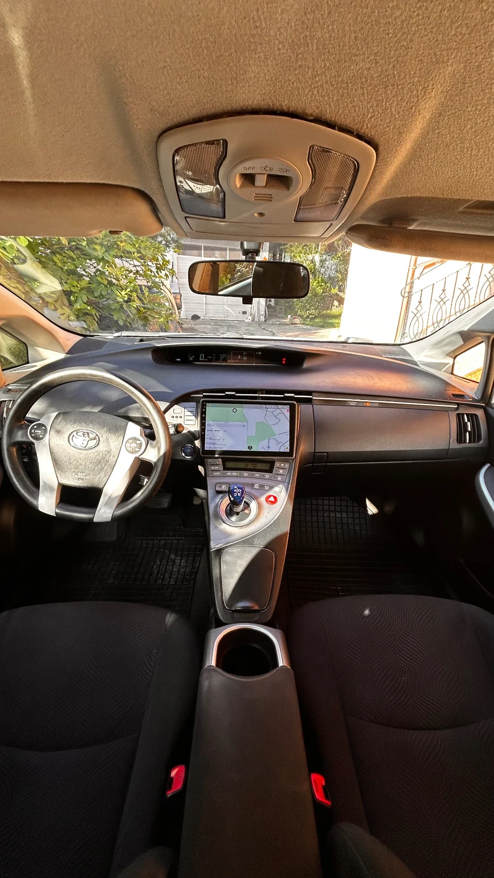 Toyota Prius hybrid lpg face, снимка 5 - Автомобили и джипове - 54823223