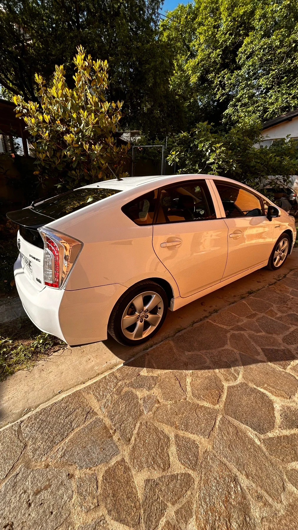 Toyota Prius hybrid lpg face, снимка 3 - Автомобили и джипове - 54823223