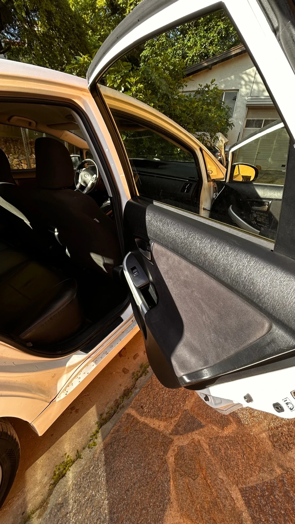 Toyota Prius hybrid lpg face, снимка 8 - Автомобили и джипове - 54823223