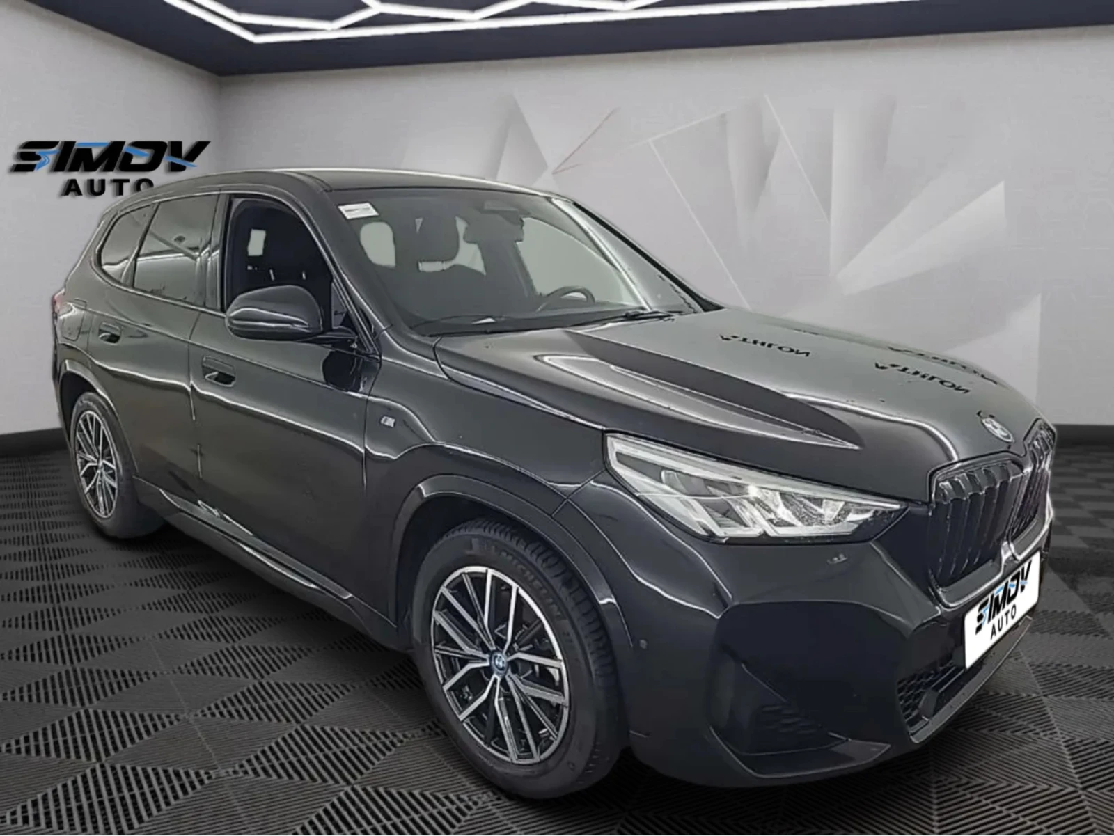 BMW iX1 68KWH M-PACKET X-DRIVE 4X4 313��. | Mobile.bg � ����������� 1