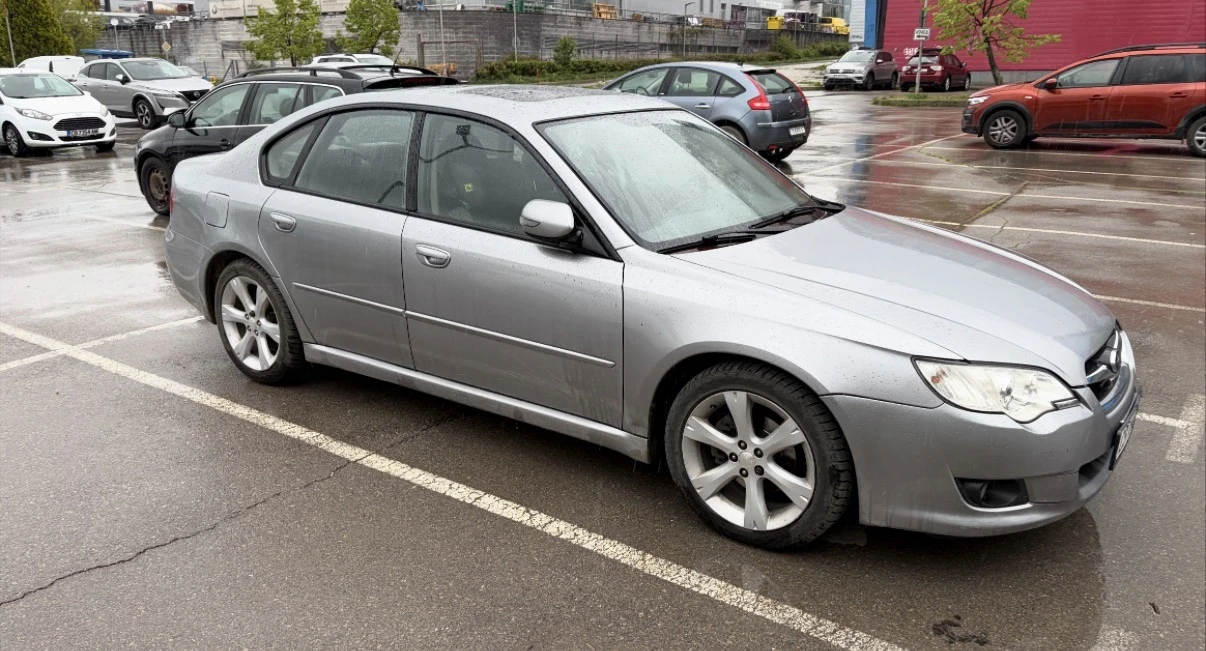 Subaru Legacy 2.5i 173hp AWD Auto