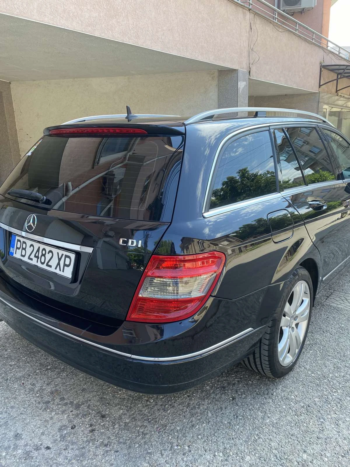 Mercedes-Benz C 220, снимка 2 - Автомобили и джипове - 55803229