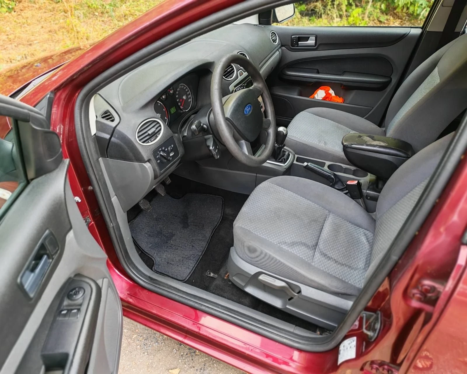Ford Focus 1.8 TDCI, снимка 6 - Автомобили и джипове - 55884174