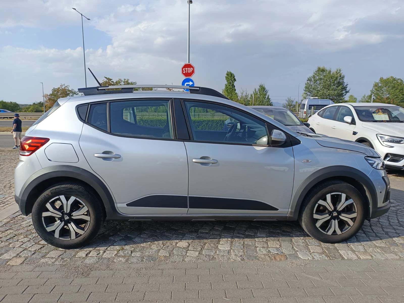 Dacia Sandero Stepway/1.0Tce/100к.с.КАПАРИРАН, снимка 7 - Автомобили и джипове - 55909935