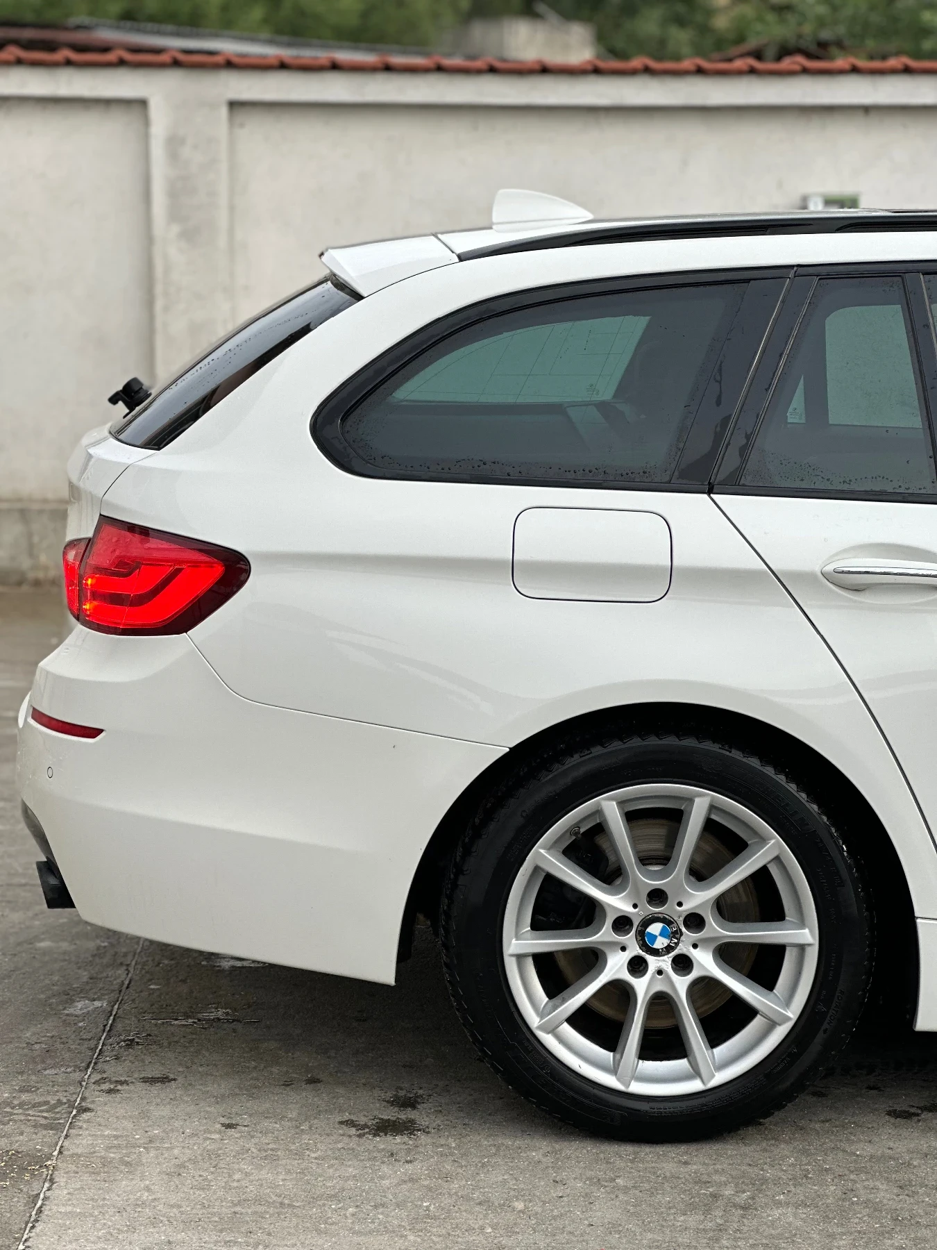 BMW 535 535d 313hp Сменени вериги, снимка 11 - Автомобили и джипове - 56262335