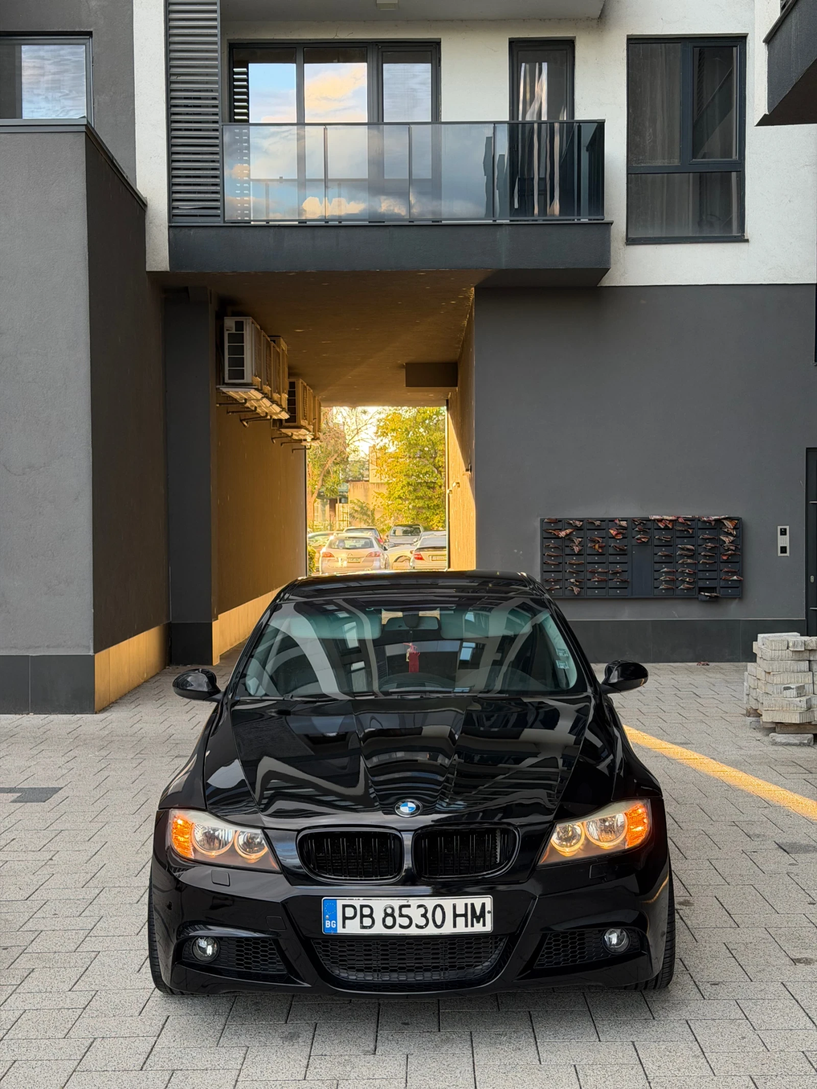 BMW 320 M47 163 LCI, снимка 2 - Автомобили и джипове - 56332650