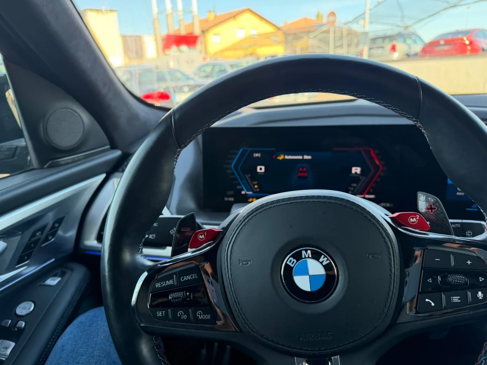 BMW XM (FULL) | Mobile.bg � ����������� 13