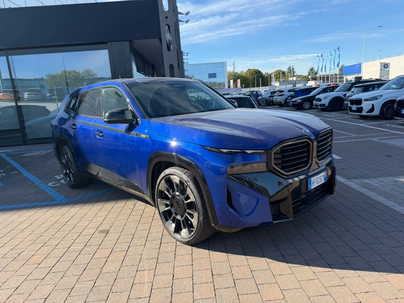 BMW XM (FULL) | Mobile.bg � ����������� 3