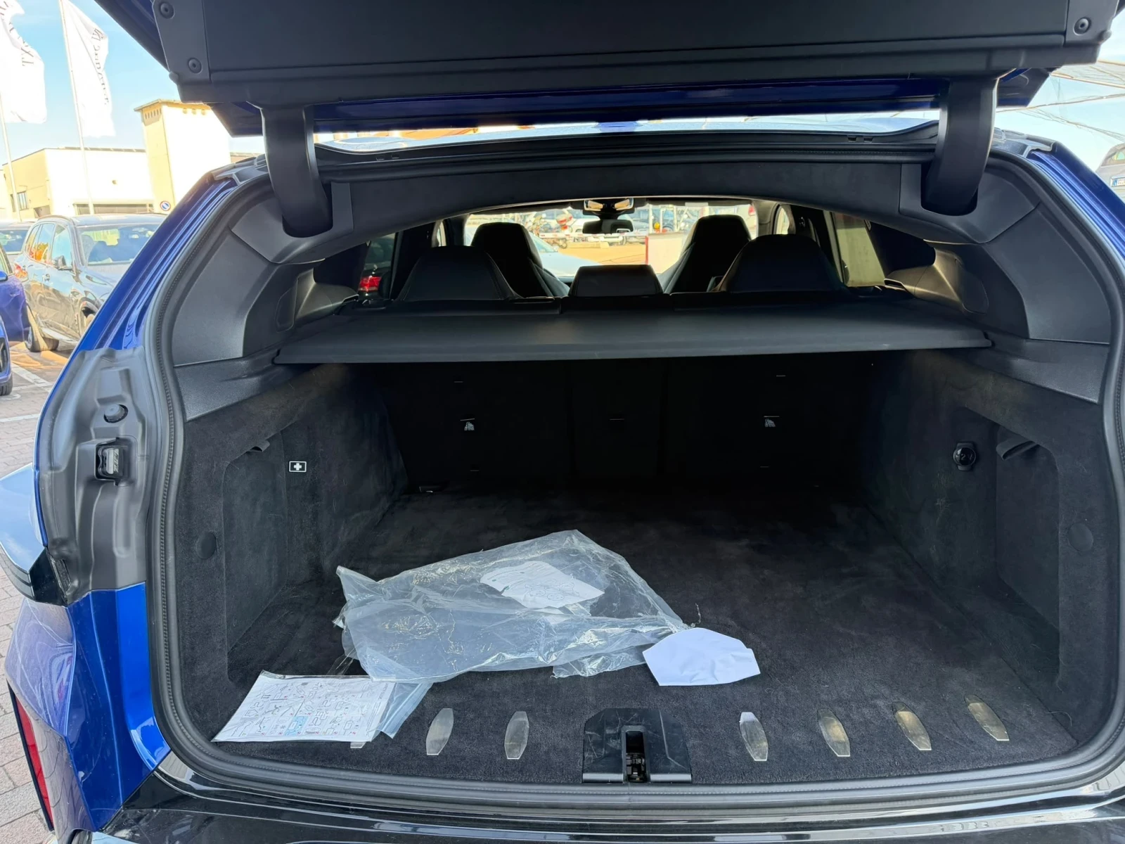 BMW XM (FULL) | Mobile.bg � ����������� 7