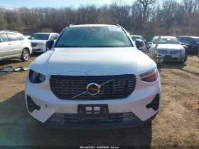 Volvo XC40 2.0l B5 Ultra Dark Theme, снимка 13