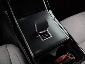 Land Rover Range Rover Velar 2.0 Automatic, снимка 9