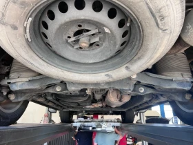 Toyota Sequoia PLATINUM 5.7 4x4 RED ROCK 232 000 | Mobile.bg    17