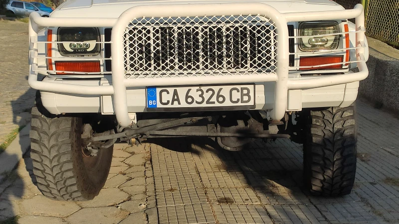 Jeep Cherokee, снимка 1 - Автомобили и джипове - 47182935