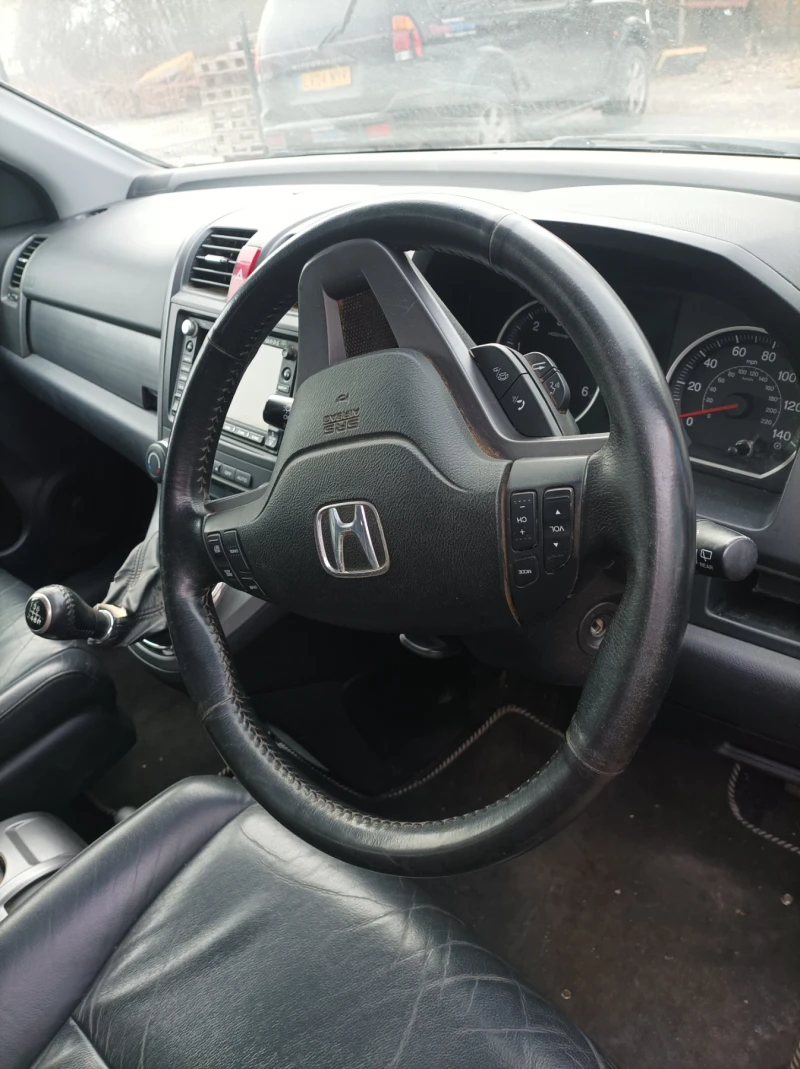 Honda Cr-v, снимка 10 - Автомобили и джипове - 48031596