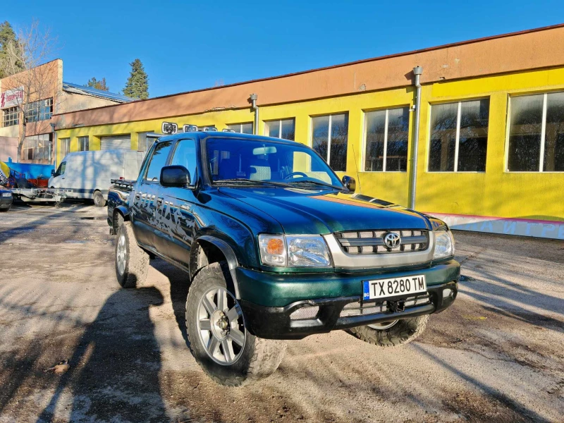Toyota Hilux 2.5 D4D, снимка 4 - Автомобили и джипове - 52372501