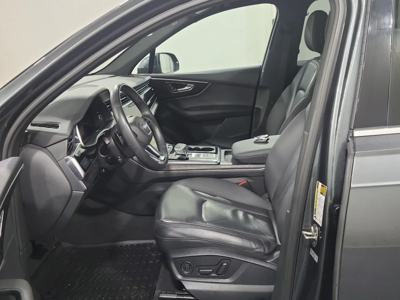 Audi Q7 KOMFORT * * 7 МЕСТА * * CARFAX * * АВТО КРЕДИТ * *, снимка 6 - Автомобили и джипове - 53220577