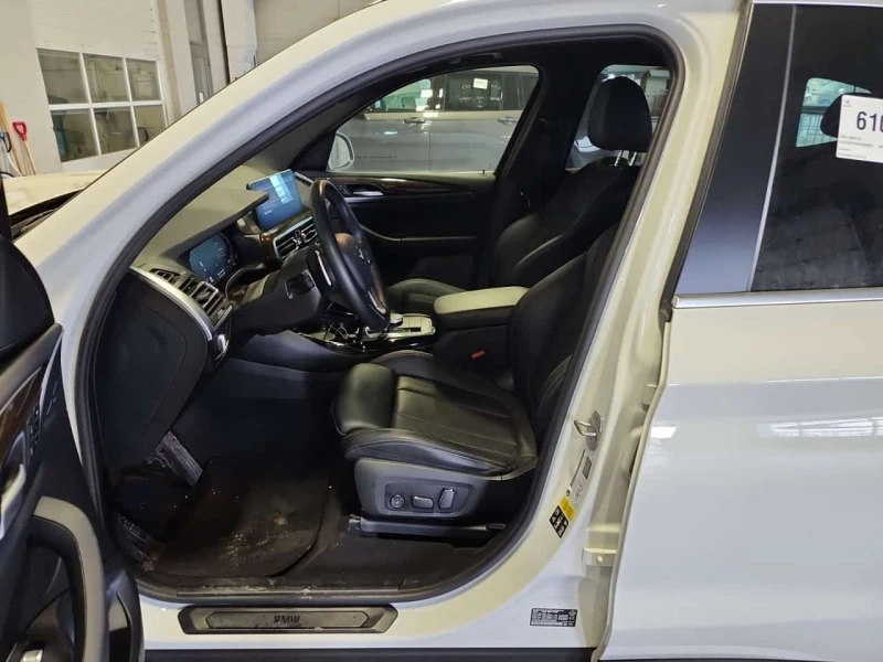 BMW X3 * XDRIVE30I * B46 * PANO * Keyless * ПОДГРЕВИ * , снимка 5 - Автомобили и джипове - 53563195