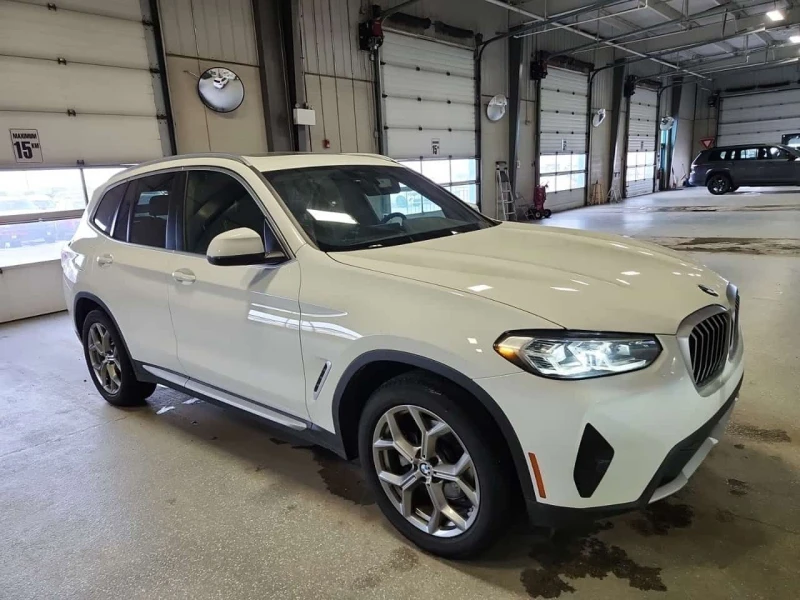 BMW X3 * XDRIVE30I * B46 * PANO * Keyless * ПОДГРЕВИ * , снимка 2 - Автомобили и джипове - 53563195
