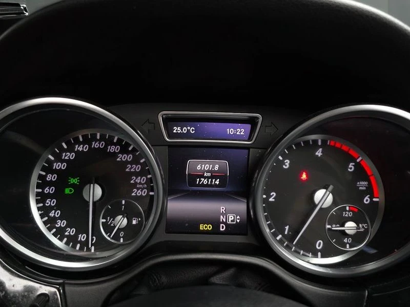 Mercedes-Benz ML 350 ML350 BlueTEC 4MATIC| 258к.с.| ВКЛ.ТЕХНОТЕСТ, снимка 8 - Автомобили и джипове - 55726735