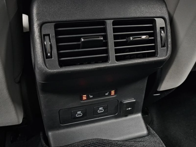 Land Rover Range Rover Velar 2.0 Automatic, снимка 15 - Автомобили и джипове - 55906327
