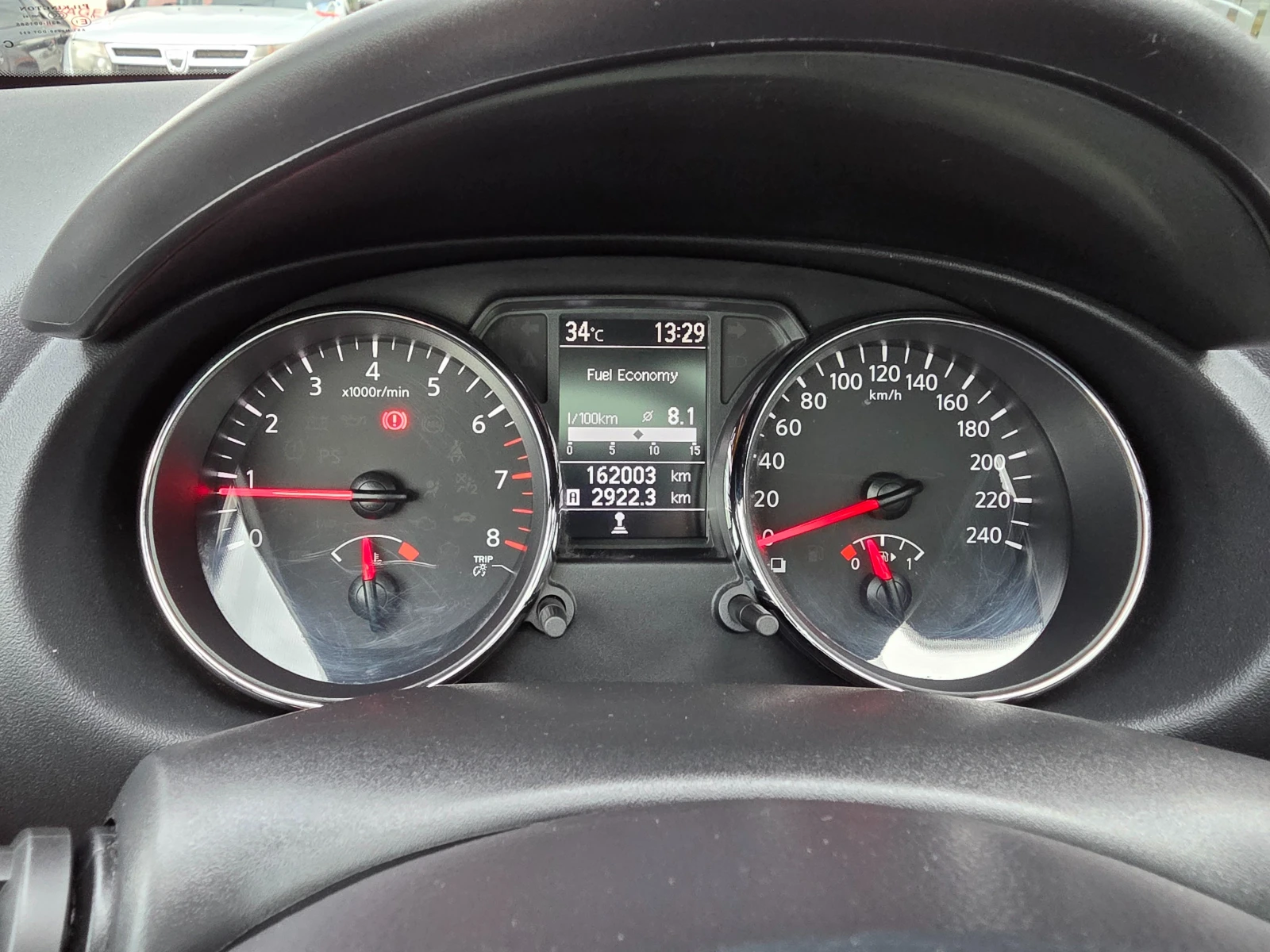 Nissan Qashqai 4X4-2.0I-141к.с EURO 5b-НАВИГАЦИЯ-ШВЕЙЦАРИЯ - изображение 9