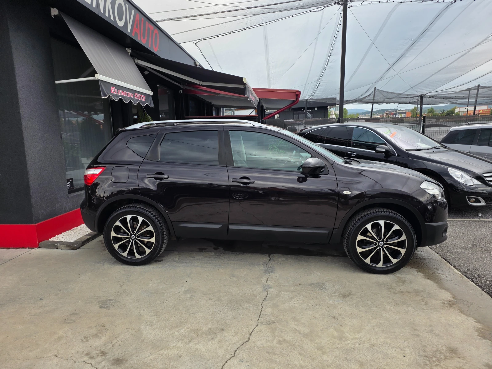 Nissan Qashqai 4X4-2.0I-141к.с EURO 5b-НАВИГАЦИЯ-ШВЕЙЦАРИЯ - изображение 5