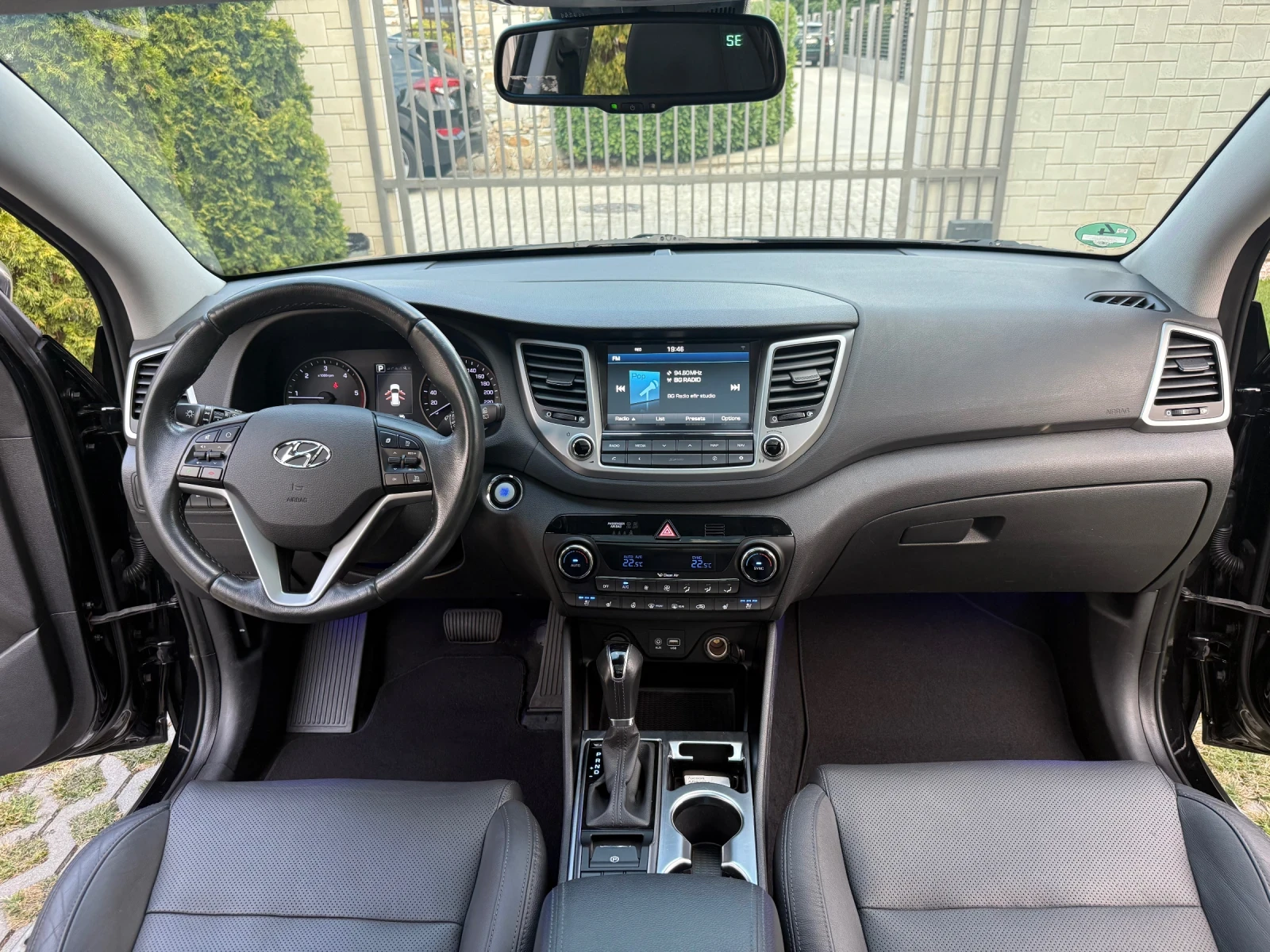 Hyundai Tucson 2.0CRDi* PREMIUM* 4WD* PANORAMA - изображение 7