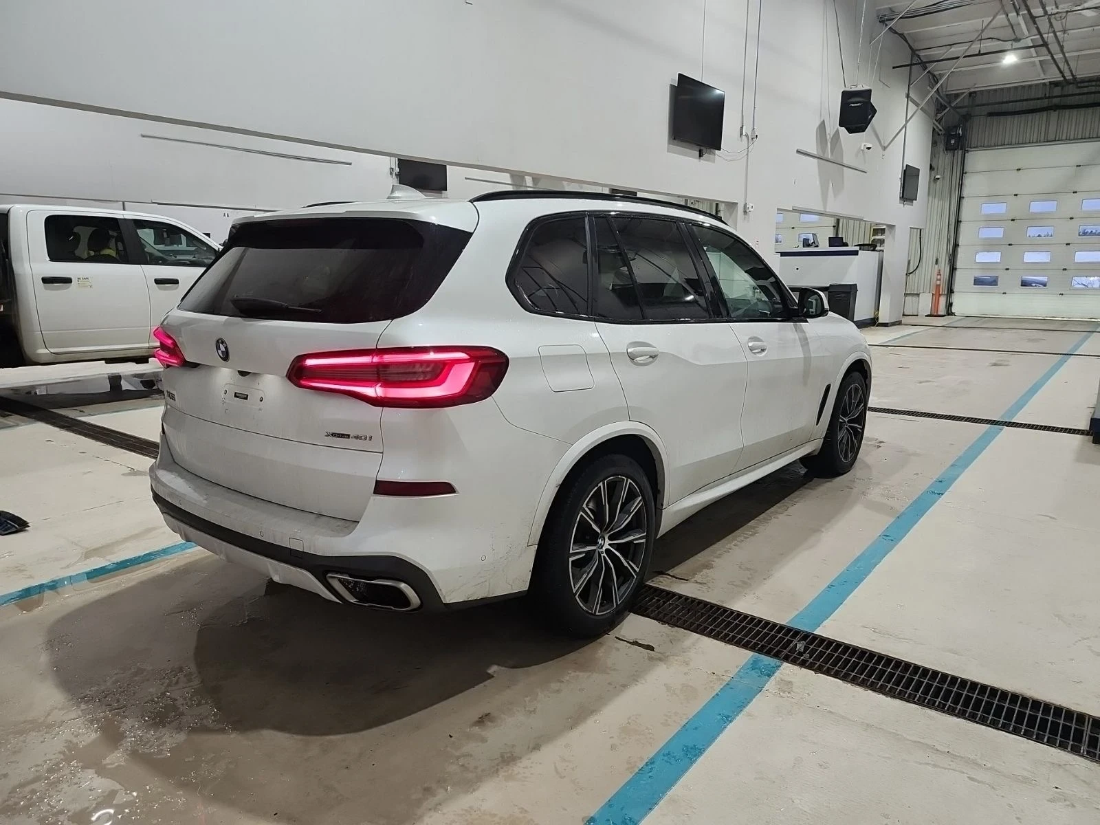 BMW X5 M-pkg* Xdrive* 360View* Harman/Kardon* Keyless* Об - изображение 4
