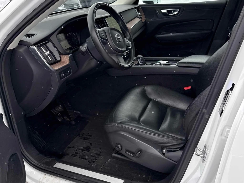 Volvo XC60 * Inscription Expression * CARFAX* ПОДГРЕВИ* КАМЕР - изображение 5