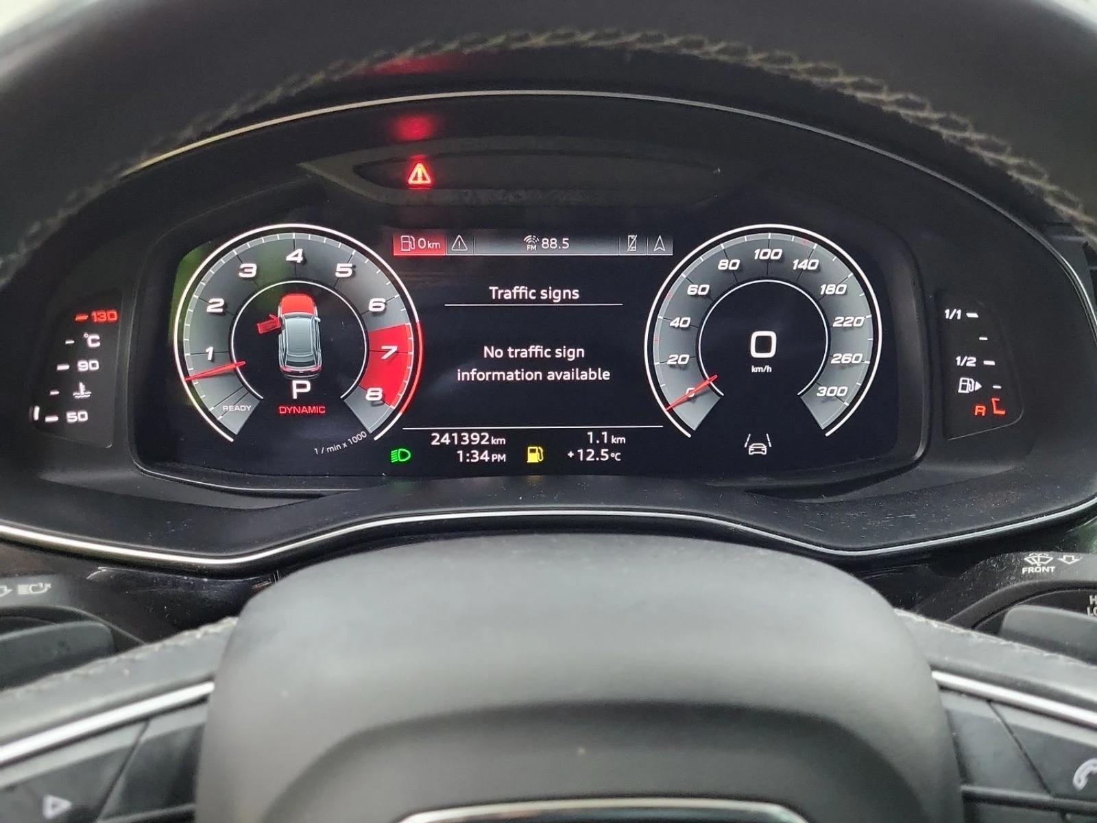 Audi Q8 PROGRESSIV С РЕГИСТРАЦИЯ & АВТО КРЕДИТ, снимка 9 - Автомобили и джипове - 53782864