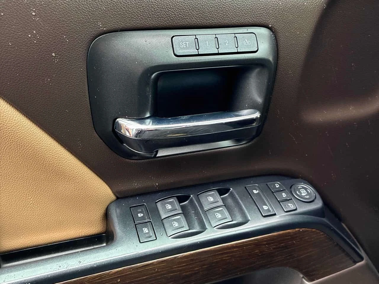 Gmc Sierra * Denali * PANO* KEYLESS* ПОДГРЕВ* , снимка 14 - Автомобили и джипове - 53830737